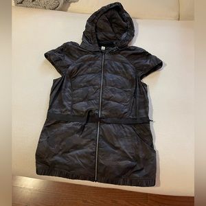 Lululemon Camo Zipper Vest